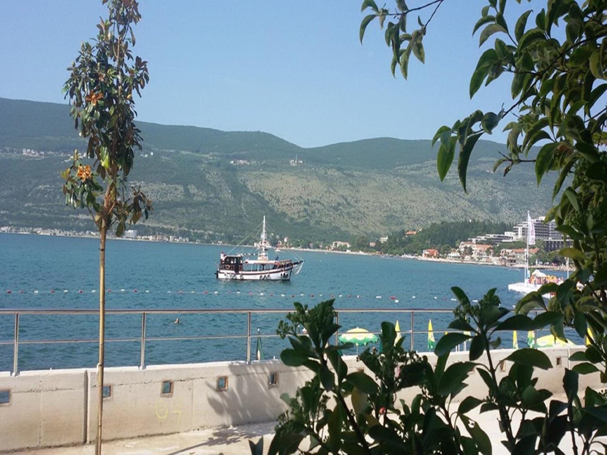 Apartments Twins Herceg Novi Szoba fotó